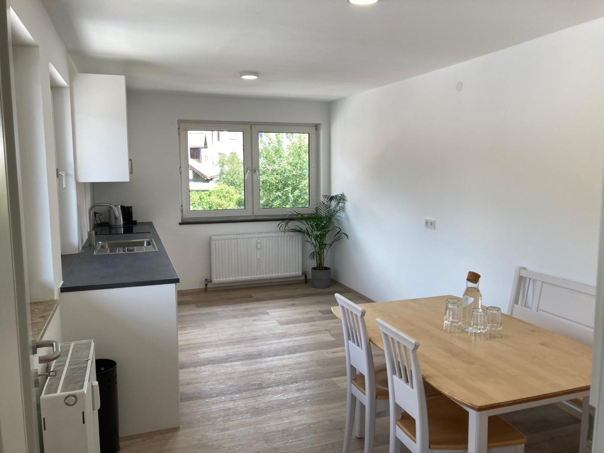 Geraeumiges Apartment Mit Weitblick 1-6 Personen Имст Екстериор снимка